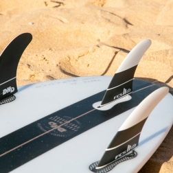 FCS II DHD PC Surfboard Fins Large
